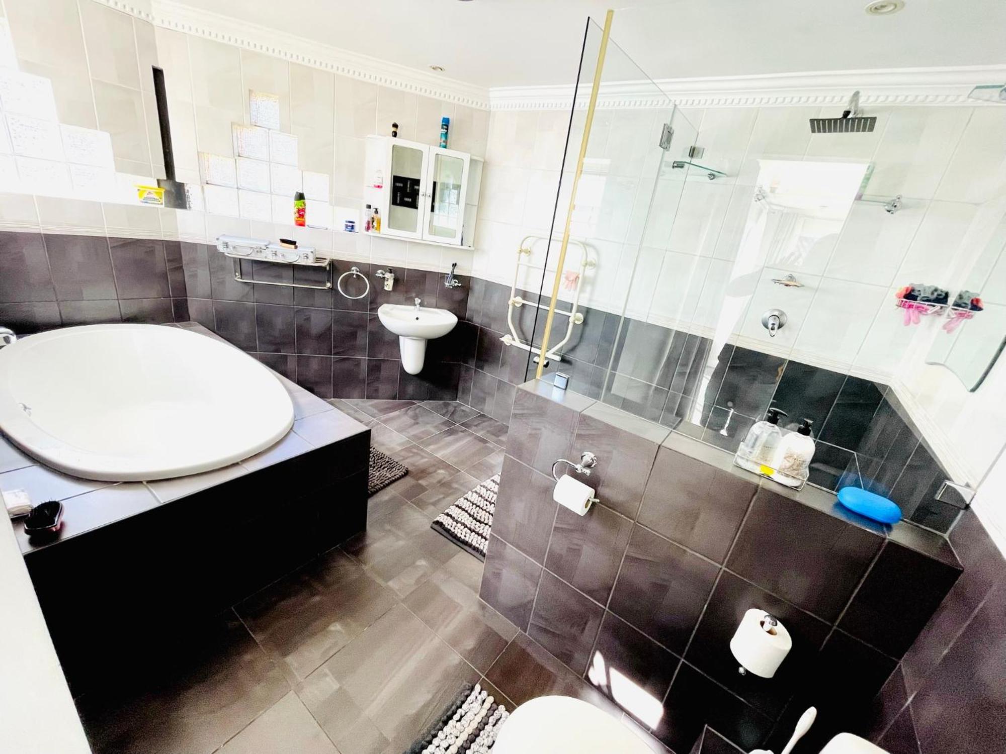 Hotel Vibes Cape Town Plattekloof Екстер'єр фото